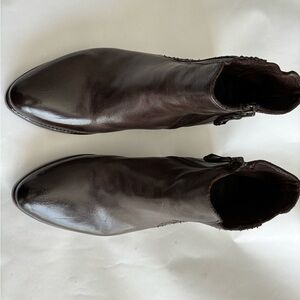 Hundred 100 Chelsea Boots